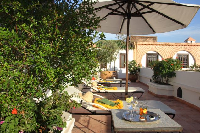 Eight-bedroom riad to rent, idyllically located in the medina of Marrakech - Emile Garcin Maroc - Image 2