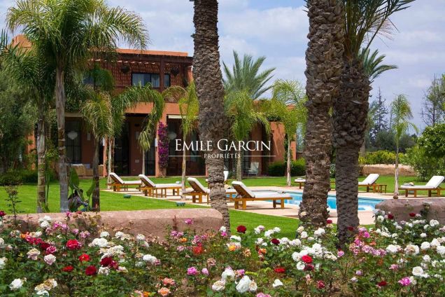Property to rent 10 minutes from Jemaa El Fna - views of the Atlas Marrakech - Emile Garcin Maroc - Image 1