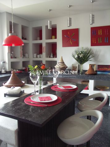 Property in Bab Atlas, 20 mins from Jemaa el Fna in Marrakech - Emile Garcin Maroc - Image 4
