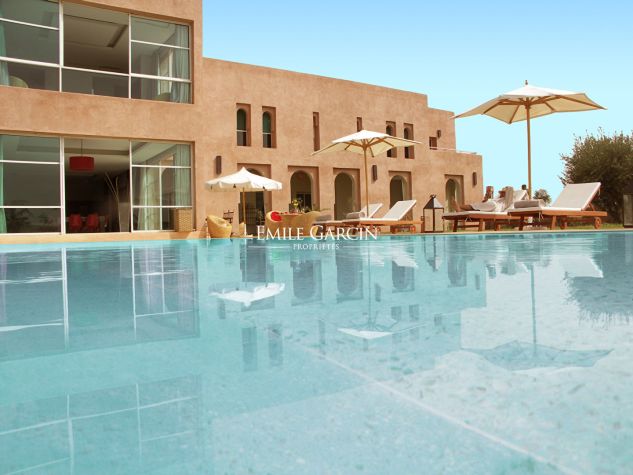 Property in Bab Atlas, 20 mins from Jemaa el Fna in Marrakech - Emile Garcin Maroc - Image 6