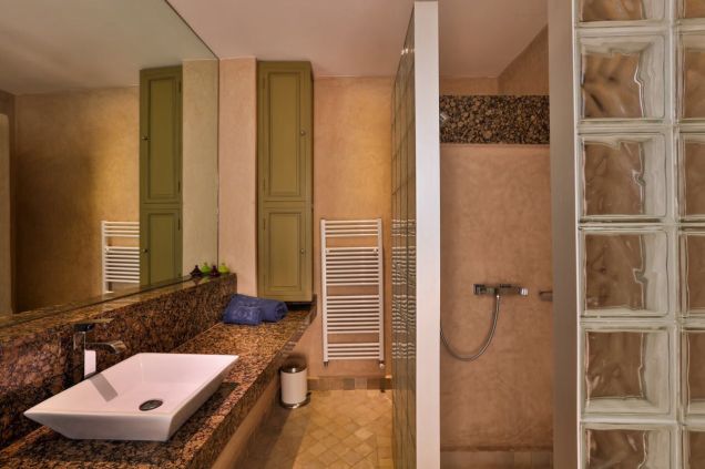 Mordern riad to rent in the heart of the medina of Marrakech - Emile Garcin Maroc - Image 15