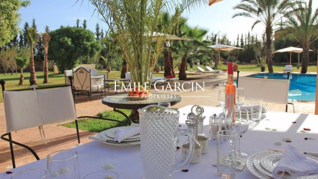 Property to rent in the Palmeraie district of Marrakech - Emile Garcin Maroc - Image 11