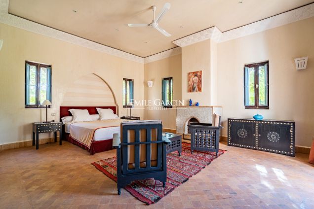 House for sale on the Route de Fez near Marrakech - Emile Garcin Maroc - Image 7