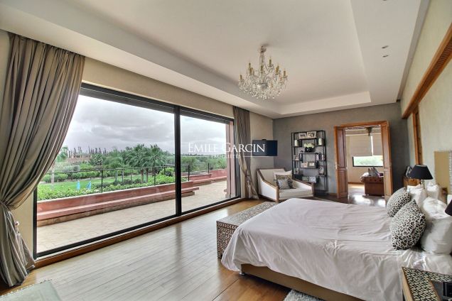 Property for sale on the Route d'Ourika in Marrakech - Emile Garcin Maroc - Image 5