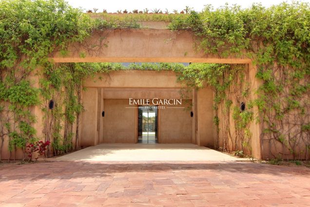 Exceptional property for sale in the Palmeraie district of Bab Atlas in Marrakech - Emile Garcin Maroc - Image 6