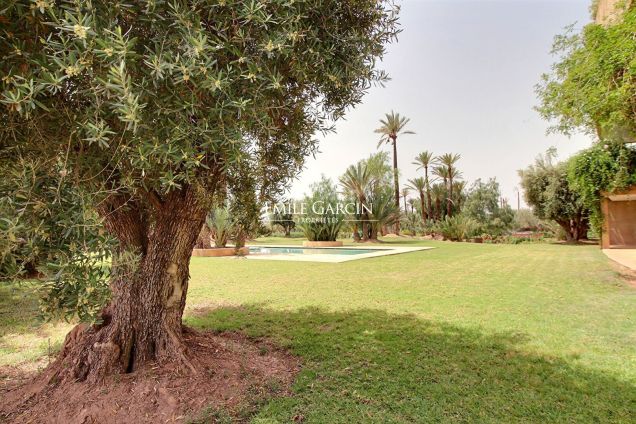 Exceptional property for sale in the Palmeraie district of Bab Atlas in Marrakech - Emile Garcin Maroc - Image 12