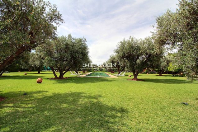 Property for sale 10 km from Marrakech - Emile Garcin Maroc - Image 11