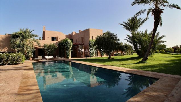 Marrakesh: magnificent villa located in La Palmeraie - Emile Garcin Maroc - Image 1