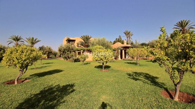 Marrakesh: magnificent villa located in La Palmeraie - Emile Garcin Maroc - Image 11