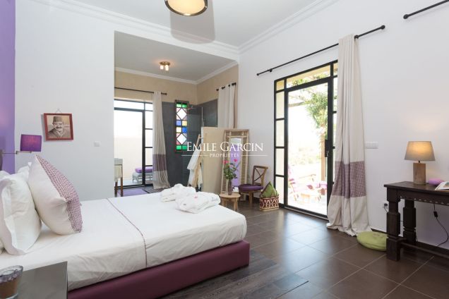 Modern property for sale on the Route d'Amizmiz in Marrakech - Emile Garcin Maroc - Image 8