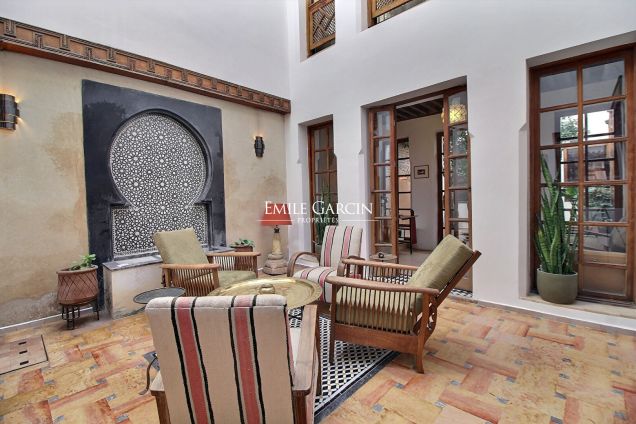 For sale - Exceptional riad - Marrakech - Dar El Bacha district - Emile Garcin Maroc - Image 2