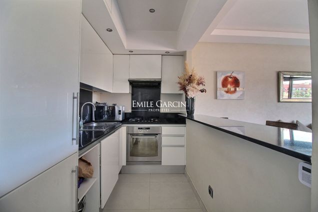 For sale - Apartment - Marrakech - View of the Jardin Majorelle - Emile Garcin Maroc - Image 4