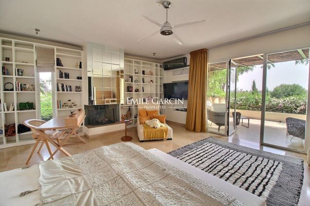 Rare, villa à vendre en front de golf à Marrakech - Emile Garcin Maroc - Image 7