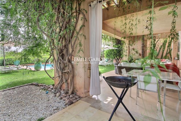 Rare, villa à vendre en front de golf à Marrakech - Emile Garcin Maroc - Image 10