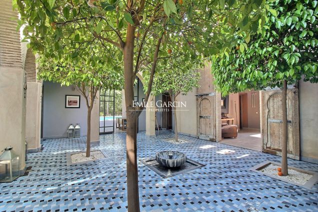 À vendre superbe propriété en front de golf à Marrakech - Emile Garcin Maroc - Image 3