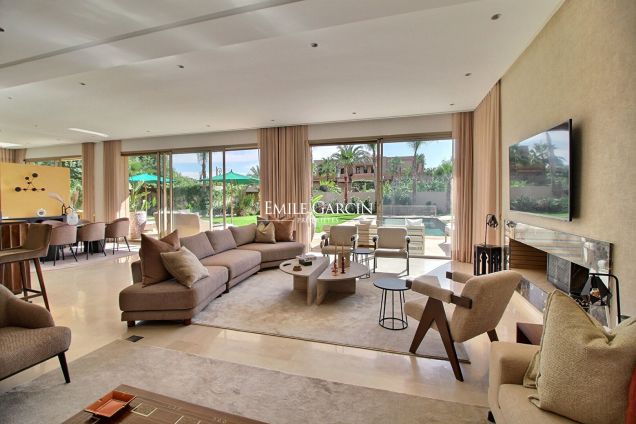 Modern house for sale close to the golf courses in Marrakech - Emile Garcin Maroc - Image 1