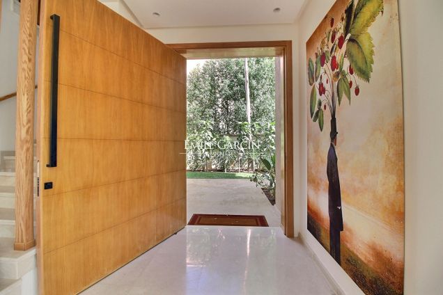 Modern house for sale close to the golf courses in Marrakech - Emile Garcin Maroc - Image 5