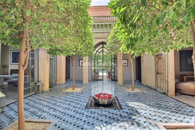 For sale - Marrakech - Magnificent property on a golf resort - Emile Garcin Maroc - Image 2