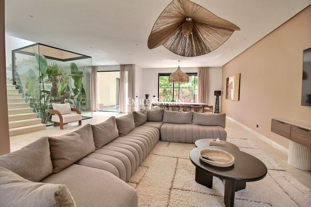 For sale - Modern villa - Private estate - Route de l'Ourika - Marrakech - Emile Garcin Maroc - Image 1