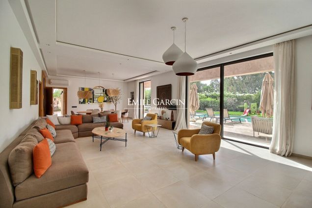 For sale - Single-level villa - Route de l'Ourika - Marrakech - Emile Garcin Maroc - Image 1