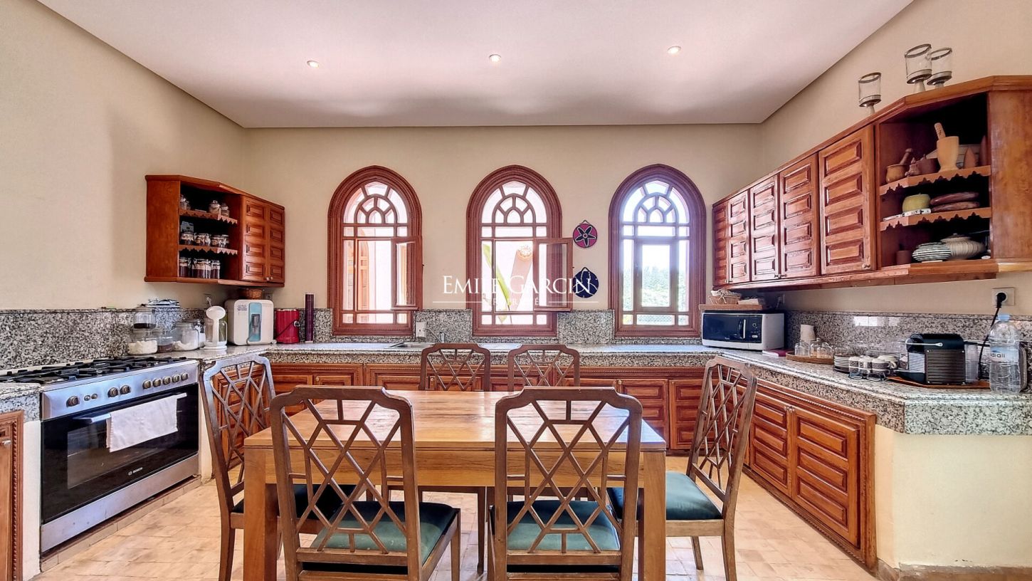Villa for sale on a beautiful estate 30 minutes from the centre of Marrakech - Emile Garcin Maroc - Image 8