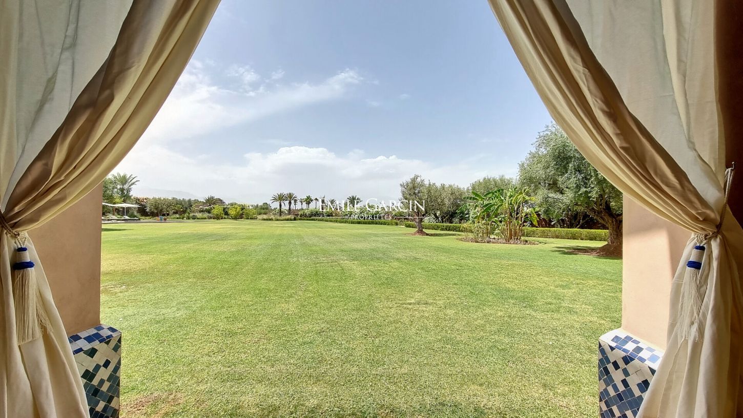 Villa for sale on a beautiful estate 30 minutes from the centre of Marrakech - Emile Garcin Maroc - Image 18