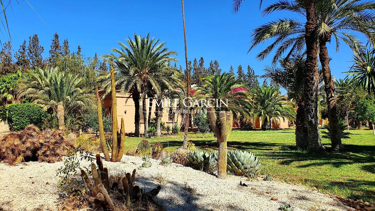 Villa for sale in the heart of the Palmeraie district of Marrakech - Emile Garcin Maroc - Image 3