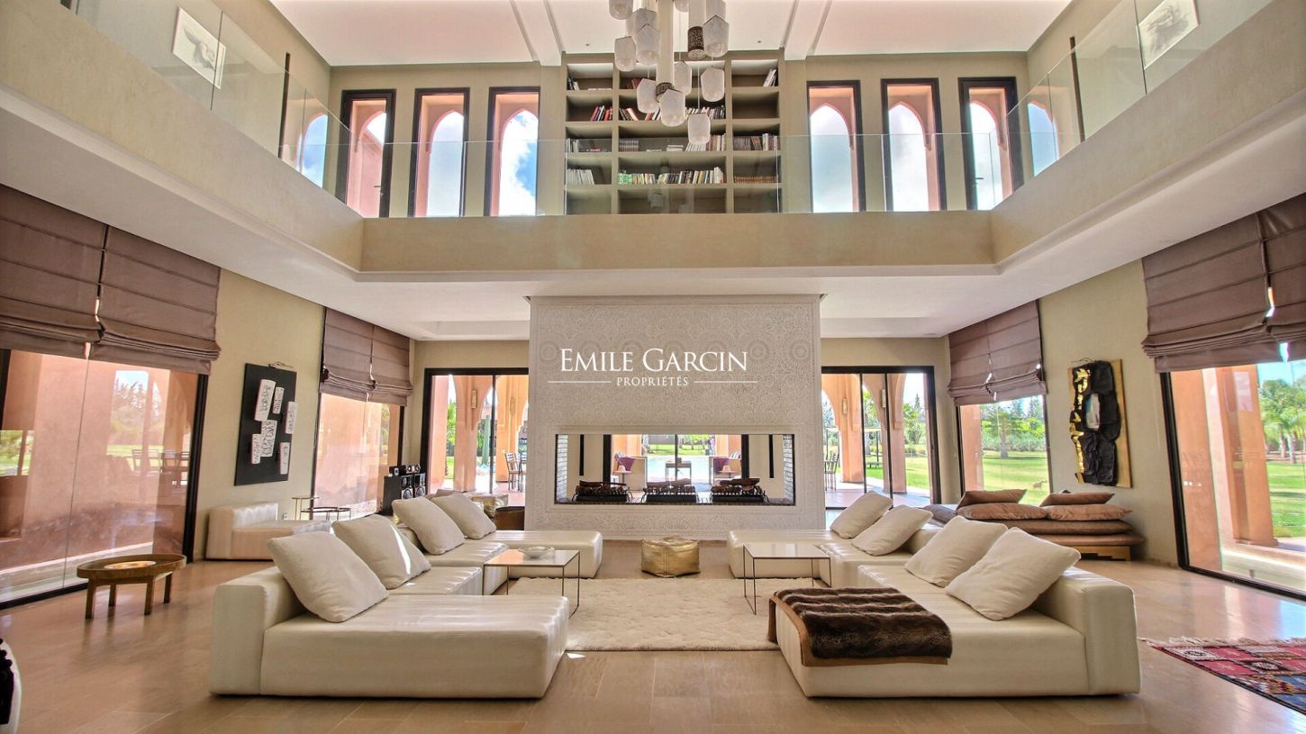 Property for sale on the Route de l'Ourika in Marrakech - Emile Garcin Maroc - Image 1