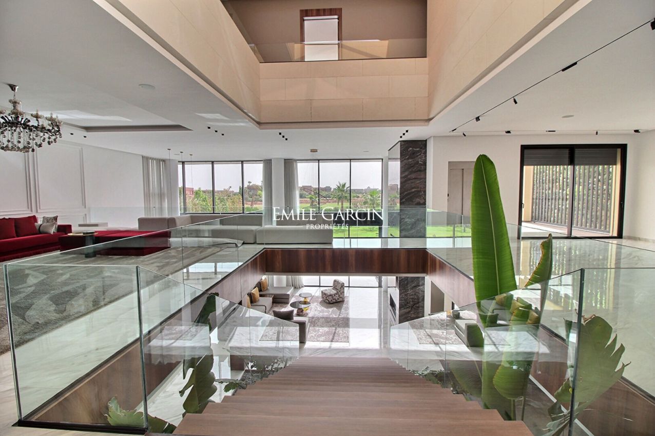 Golf resort villa for sale in Marrakech - Emile Garcin Maroc - Image 3
