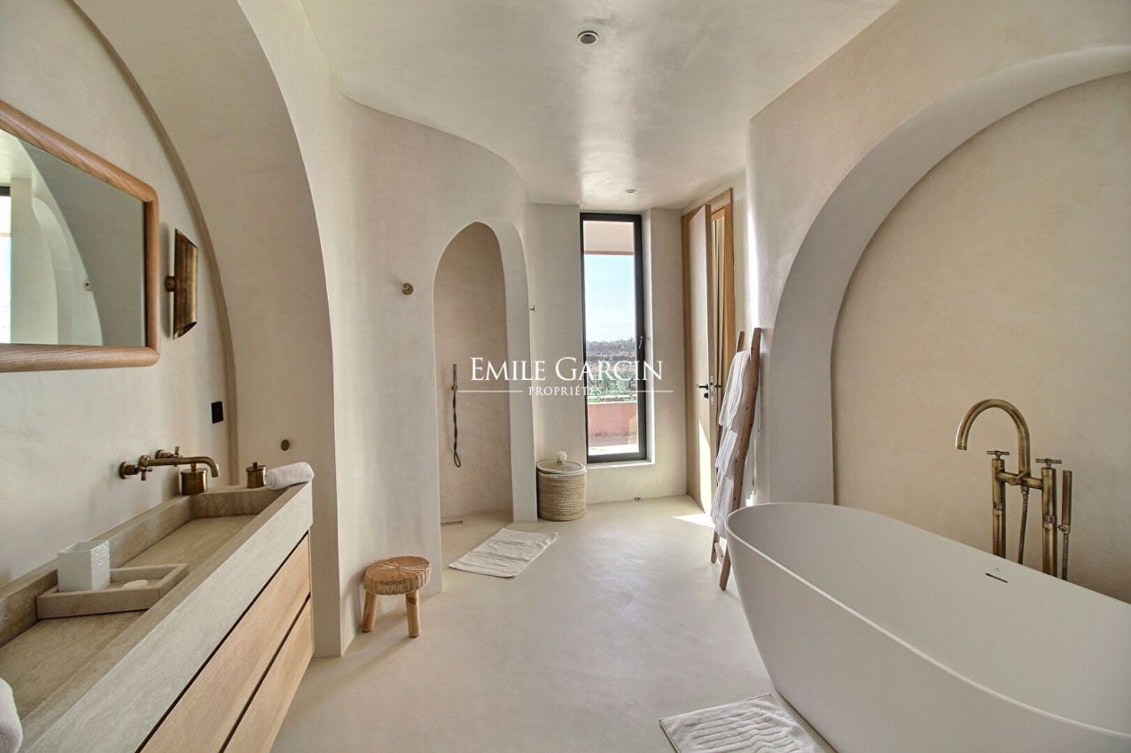 Recently constructed villa for sale close to the main golf courses of Marrakech - Emile Garcin Maroc - Image 9