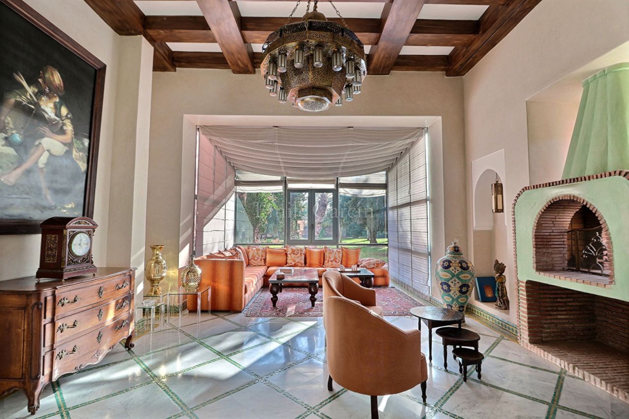 Property of 3600 m² for sale in the Palmeraie district of Marrakech - Emile Garcin Maroc - Image 3