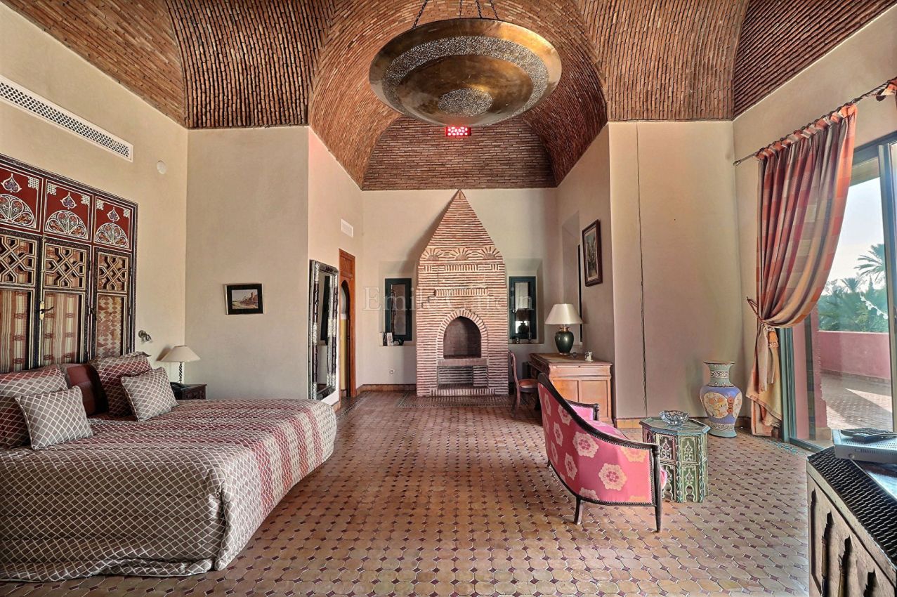 Property of 3600 m² for sale in the Palmeraie district of Marrakech - Emile Garcin Maroc - Image 8