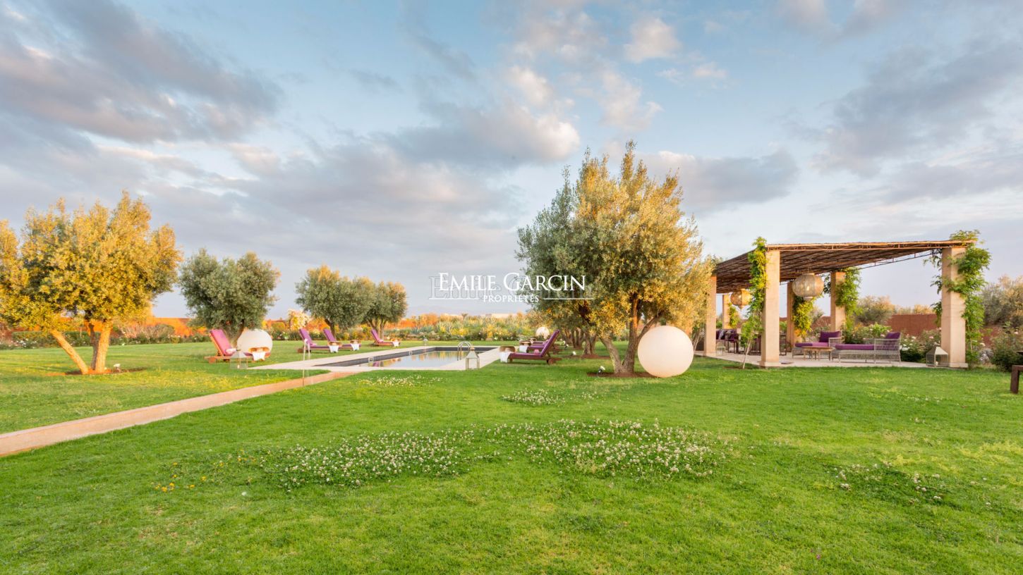 Modern property for sale on the Route d'Amizmiz in Marrakech - Emile Garcin Maroc - Image 2