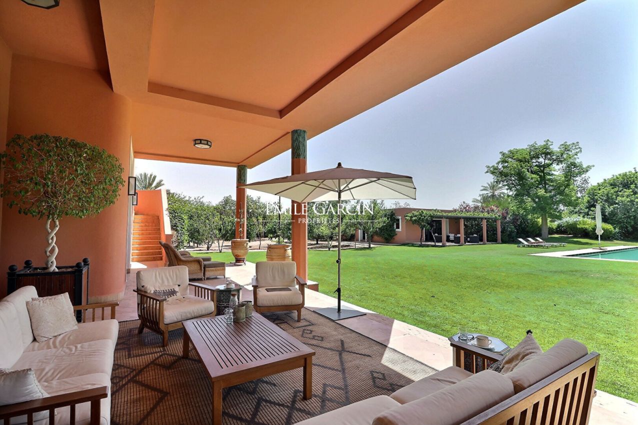 Single-level Art Deco property for sale 15 minutes from the centre of Marrakech - Emile Garcin Maroc - Image 6
