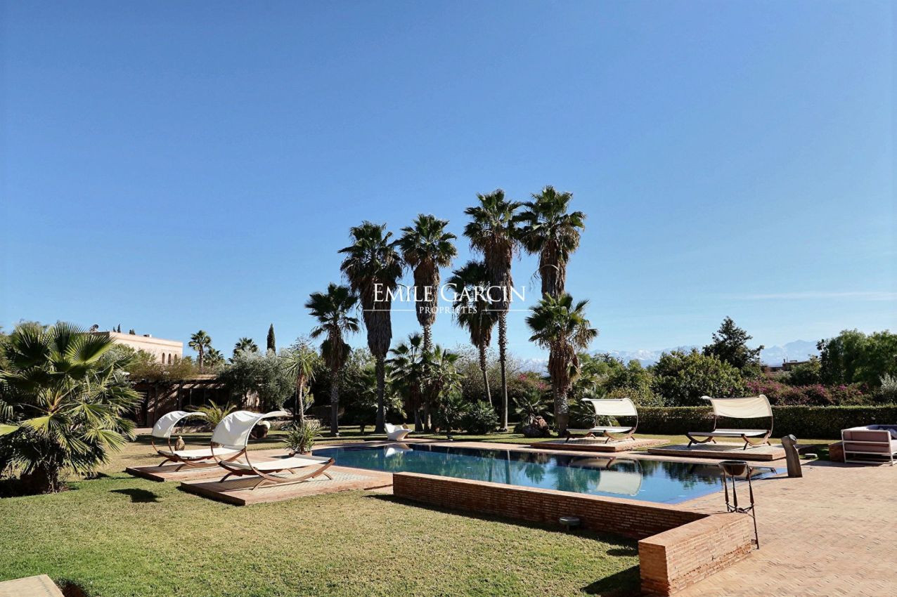 Exceptional residence for sale on the Route d'Amizmiz in Marrakech - Emile Garcin Maroc - Image 2