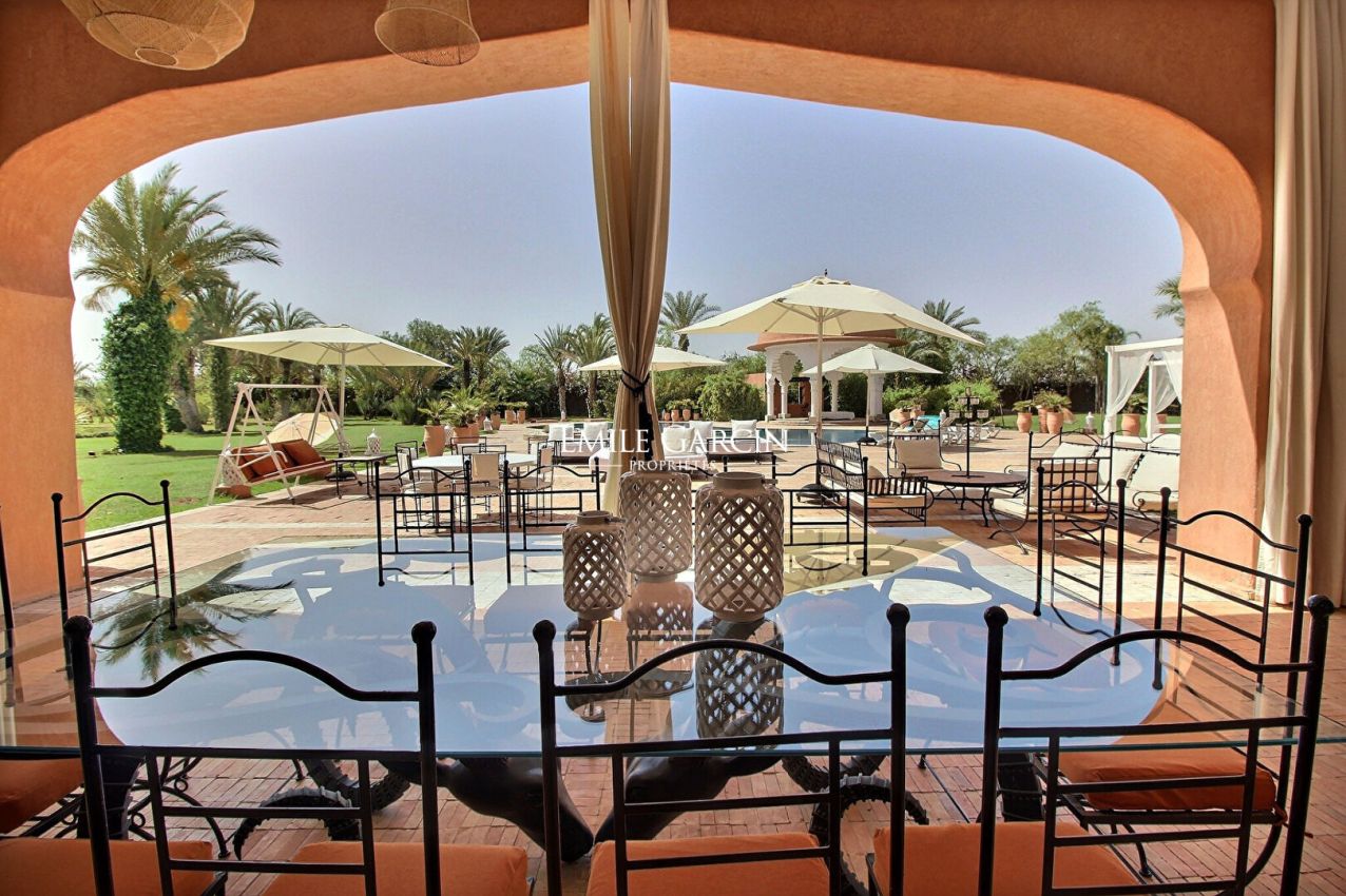 PROPERTY FOR SALE APPROXIMATELY 20 MINUTES FROM THE CENTRE OF MARRAKECH - Emile Garcin Maroc - Image 9