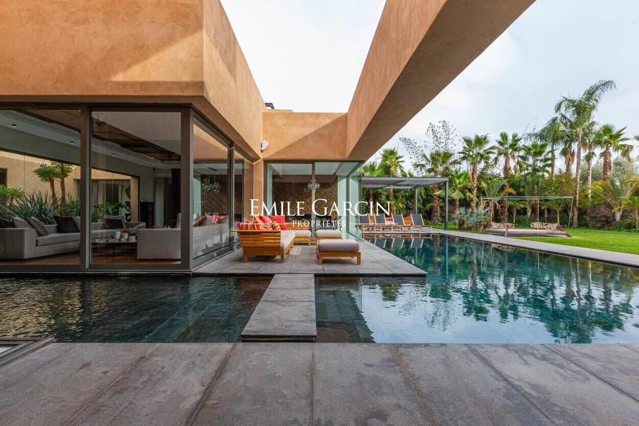 Modern villa to rent located 15 minutes from Marrakech - Emile Garcin Maroc - Image 1
