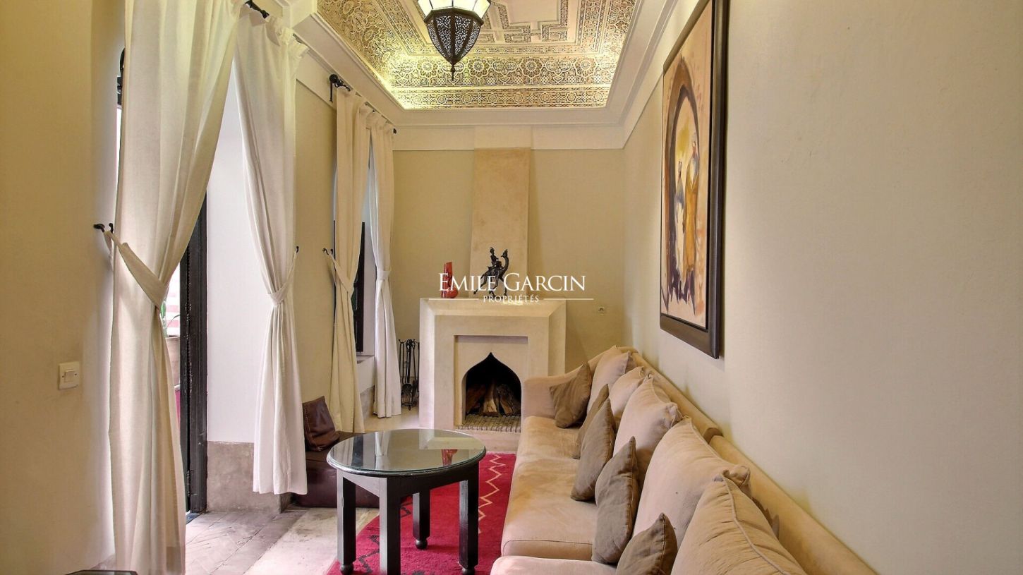 Riad to rent less than 5 minutes from the Place Jemaa El Fnaa - Emile Garcin Maroc - Image 3