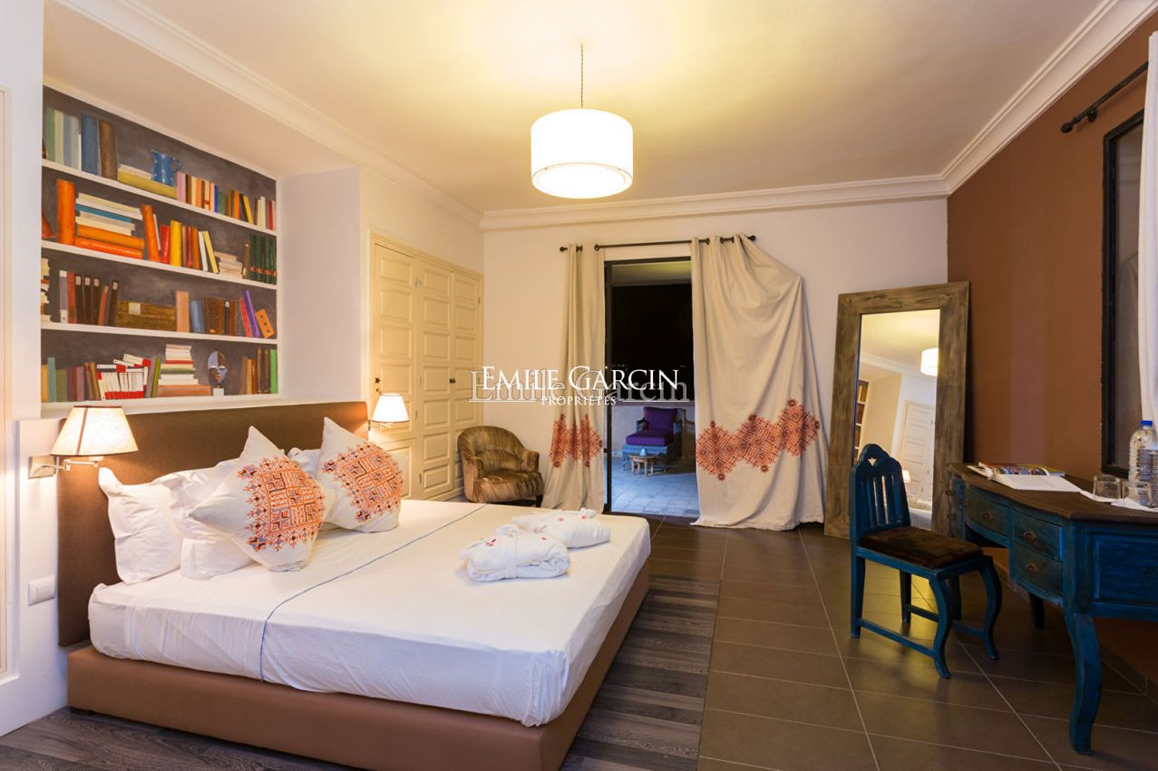 Property to rent on the Route d'Azmizmiz, just minutes from Marrakech - Emile Garcin Maroc - Image 8