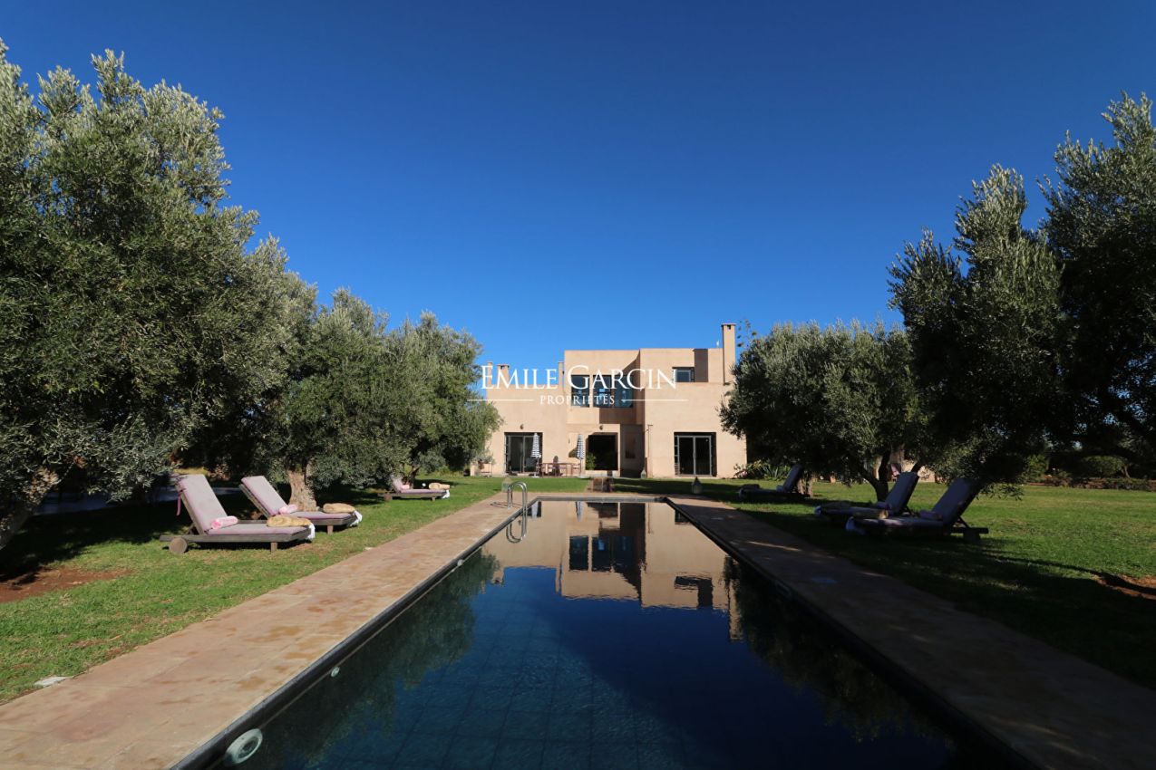 Property to rent on the Route d'Azmizmiz, just minutes from Marrakech - Emile Garcin Maroc - Image 16