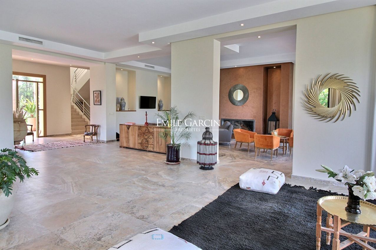 Handsome contemporary property to rent on a gated private development 20 minutes from Marrakech - Emile Garcin Maroc - Image 2