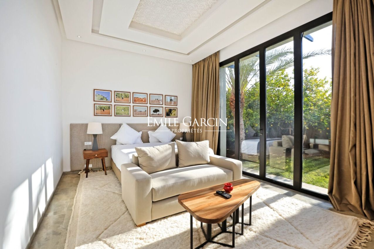 Contemporary villa to rent in the Palmeraie district of Marrakech - Emile Garcin Maroc - Image 8