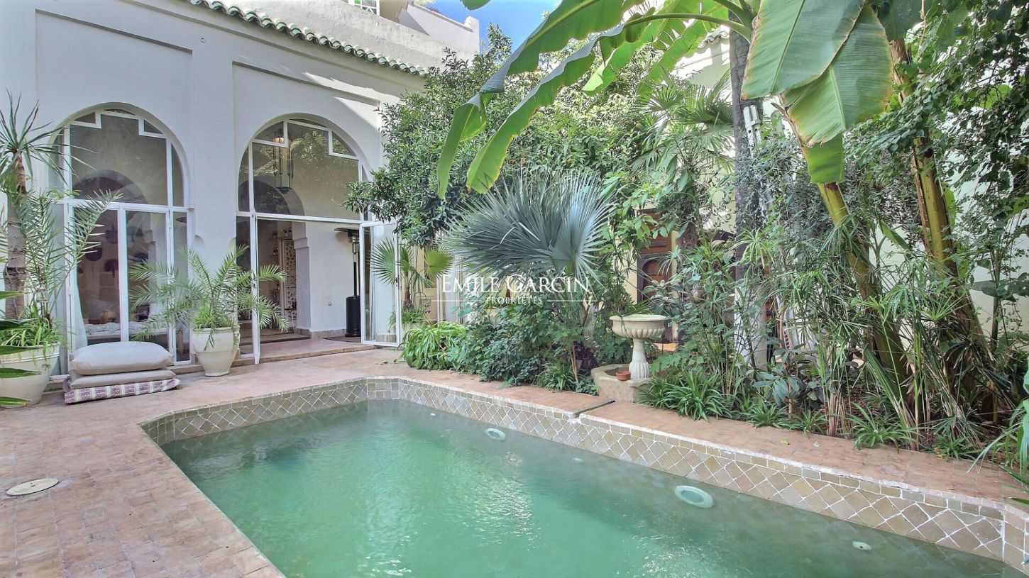 Charming riad located in the Dar El Bacha district to rent in Marrakech - Emile Garcin Maroc - Image 1