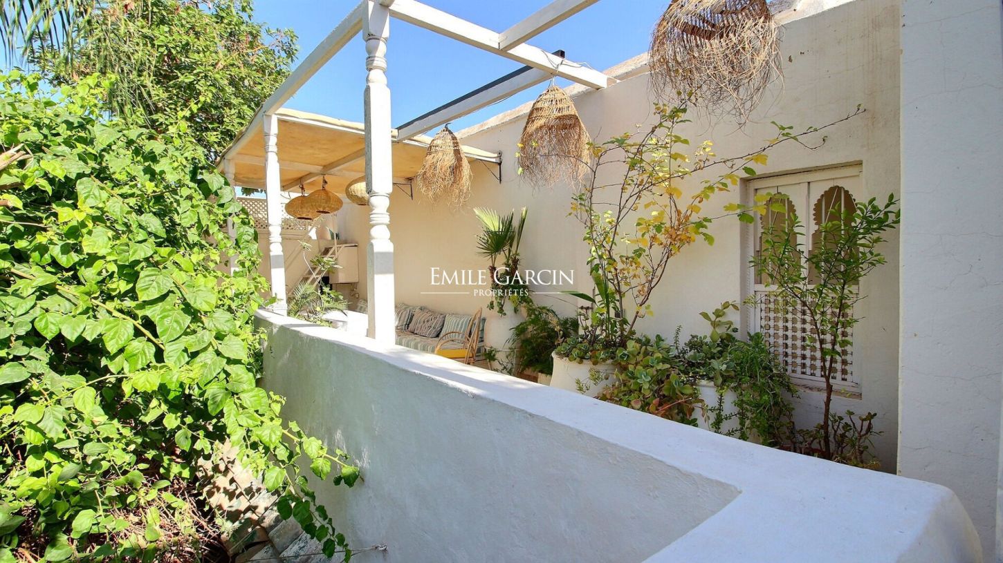 Charming riad located in the Dar El Bacha district to rent in Marrakech - Emile Garcin Maroc - Image 4