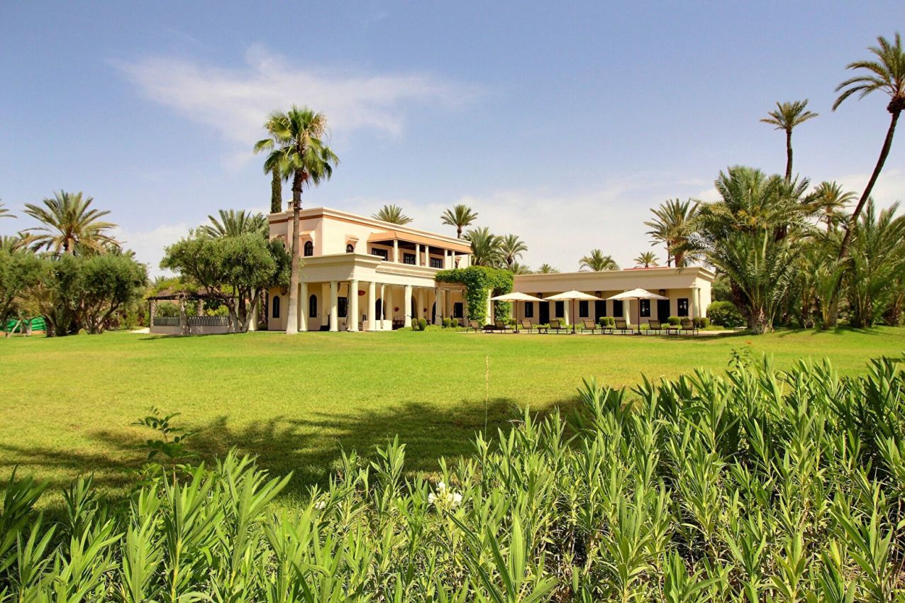 Property to rent in a luxurious private residence in Bab Atlas, Palmeraie - Emile Garcin Maroc - Image 1