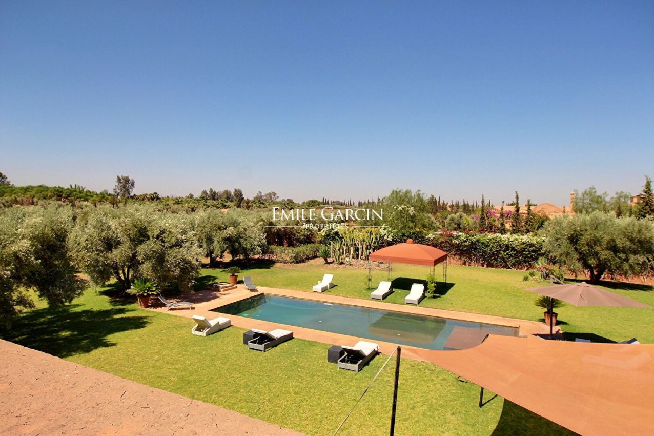 Beautiful contemporary property to rent on the Route d'Asni in Marrakech - Emile Garcin Maroc - Image 11