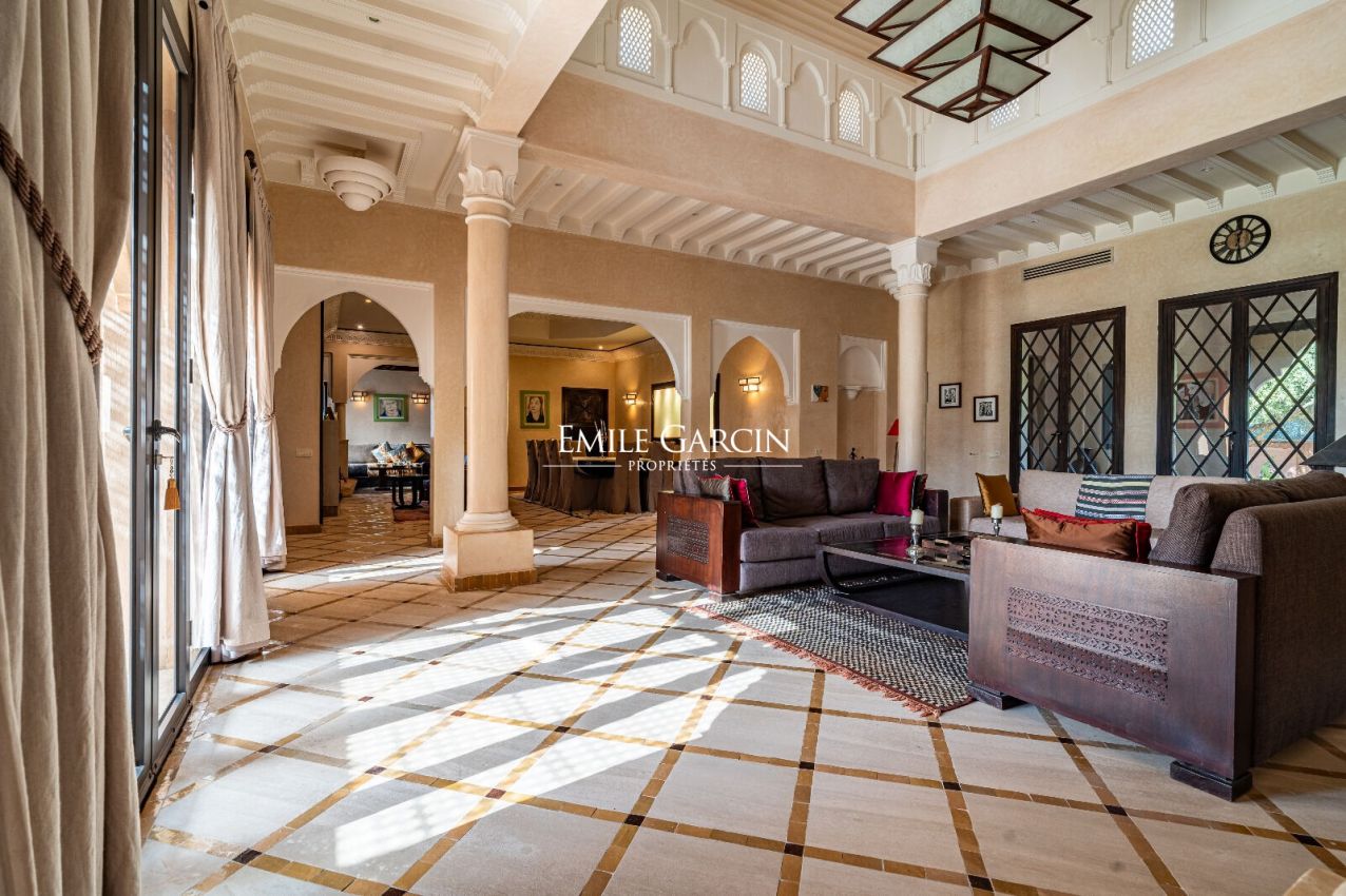 House for sale on the Route de Fez near Marrakech - Emile Garcin Maroc - Image 2