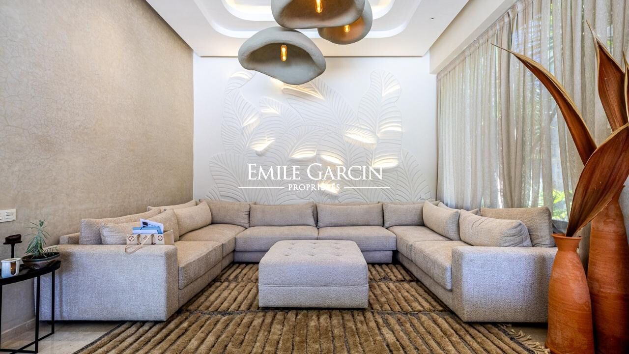 Villa for sale in a private community on the Route d'Amizmiz in Marrakech - Emile Garcin Maroc - Image 3