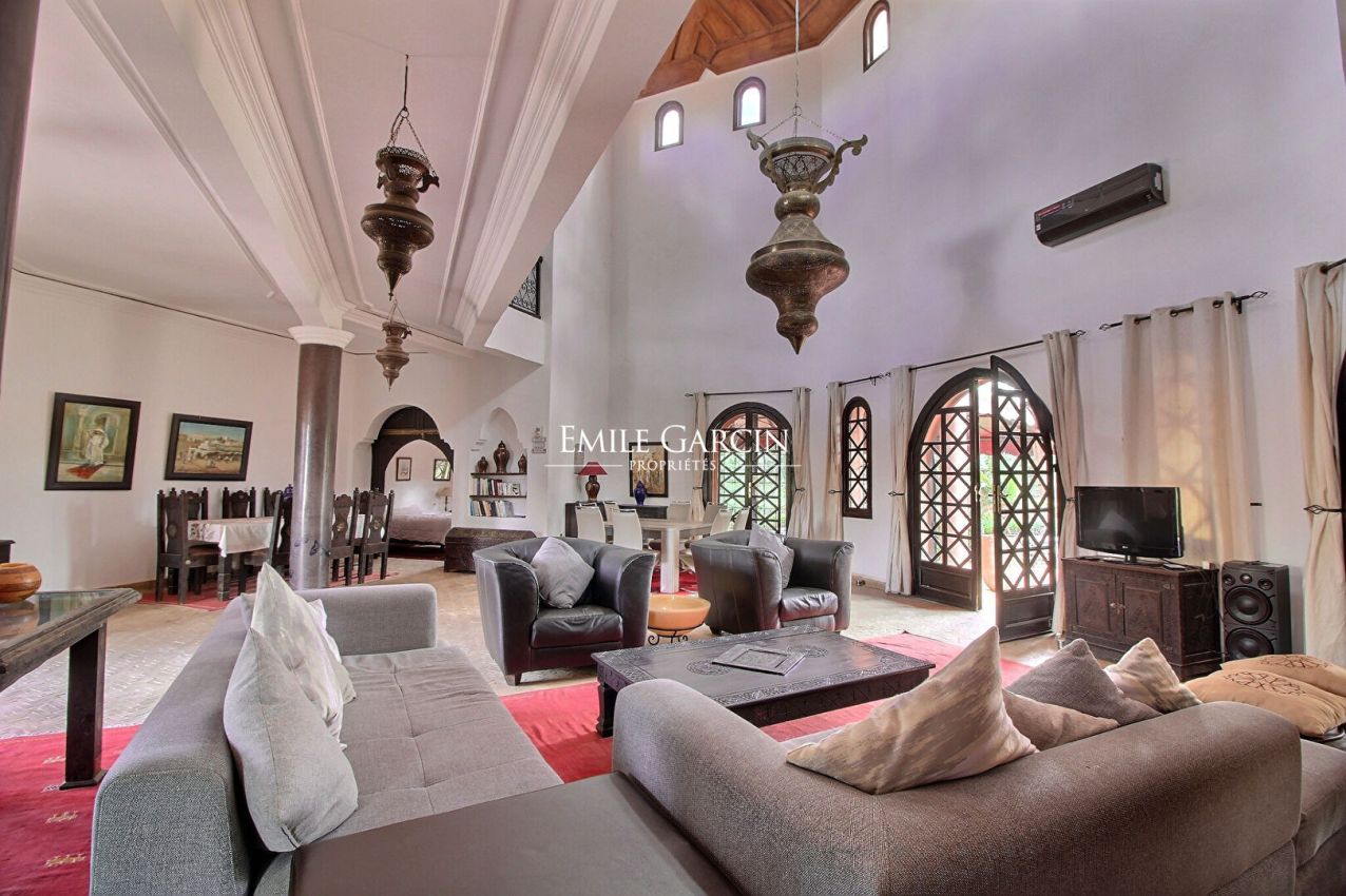Villa for sale 15 minutes from the centre of Marrakech - Emile Garcin Maroc - Image 1