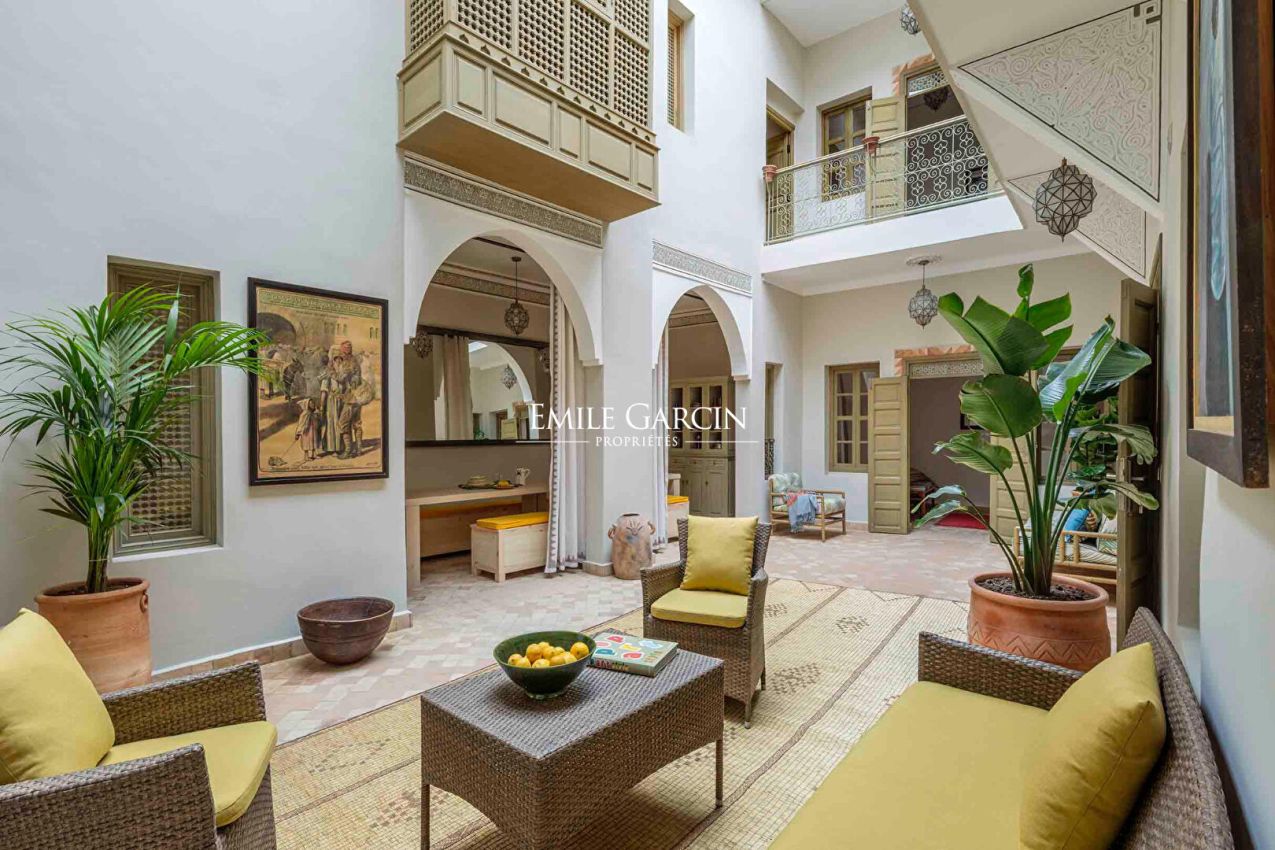 Riad à vendre avec un emplacement idéal - Emile Garcin Maroc - Image 1
